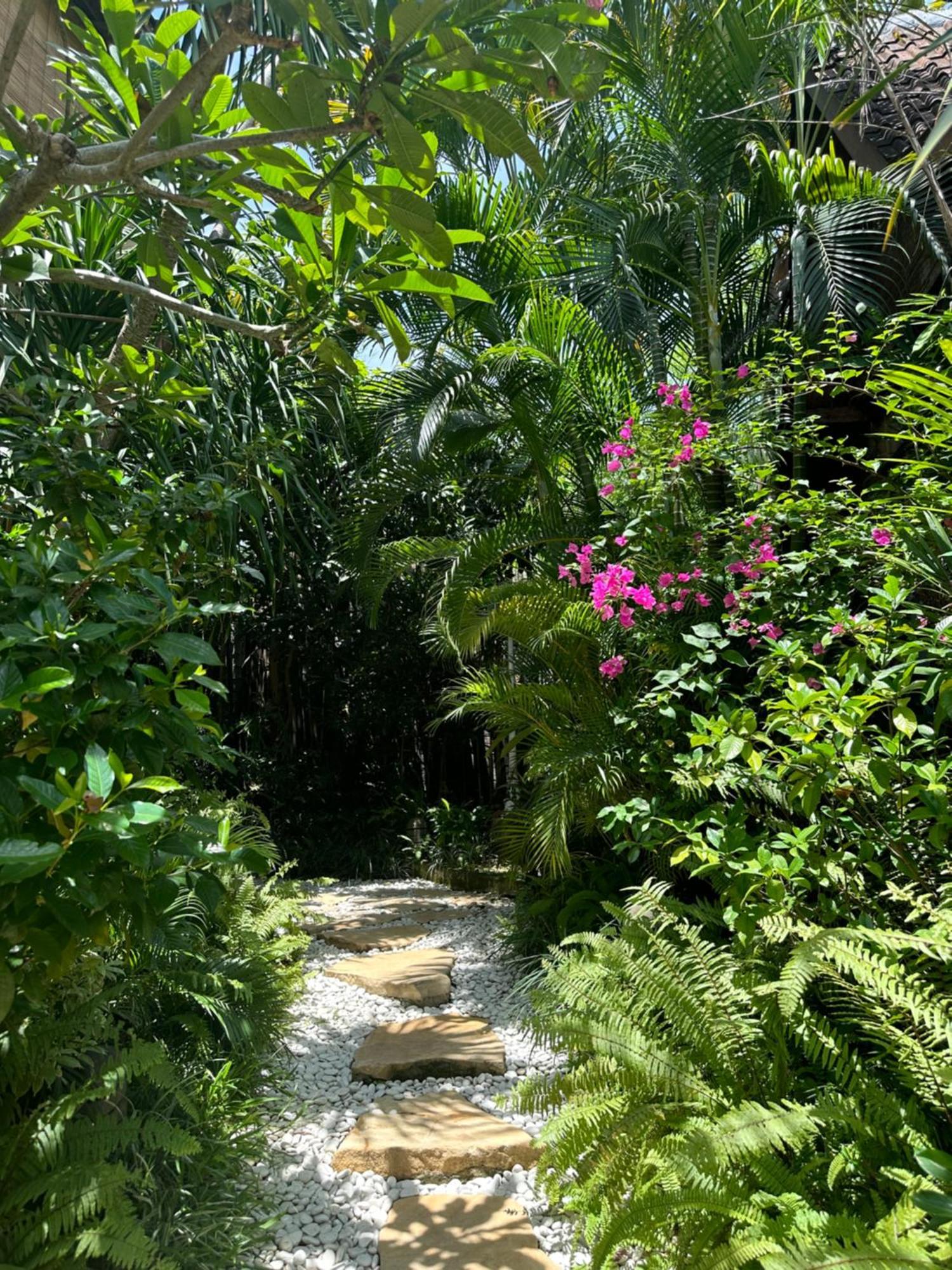 Umakayu Joglo Villa Canggu - Boutique Hotel Екстериор снимка
