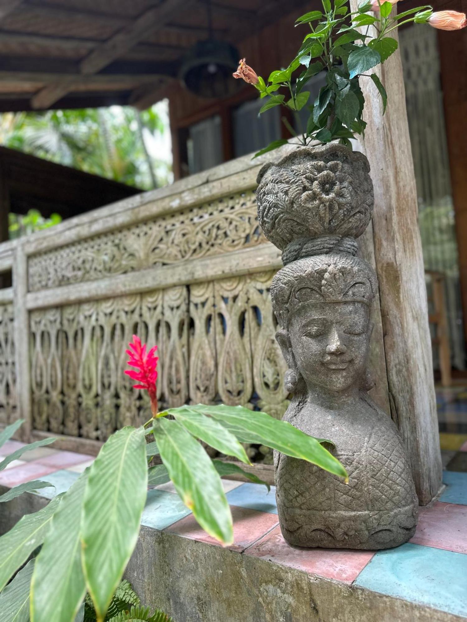 Umakayu Joglo Villa Canggu - Boutique Hotel Екстериор снимка